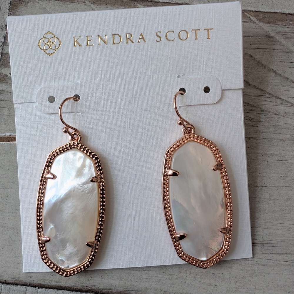Kendra Scott Elle Rose Gold and Ivory Mother Of Pearl Earrings